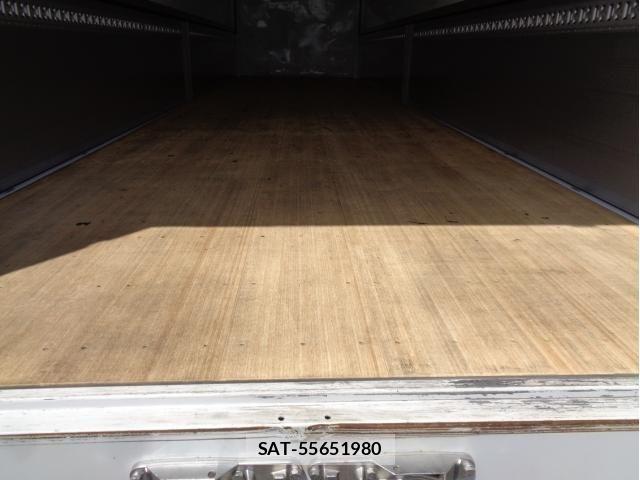 Mitsubishi GREAT 2023-12 8527590-10