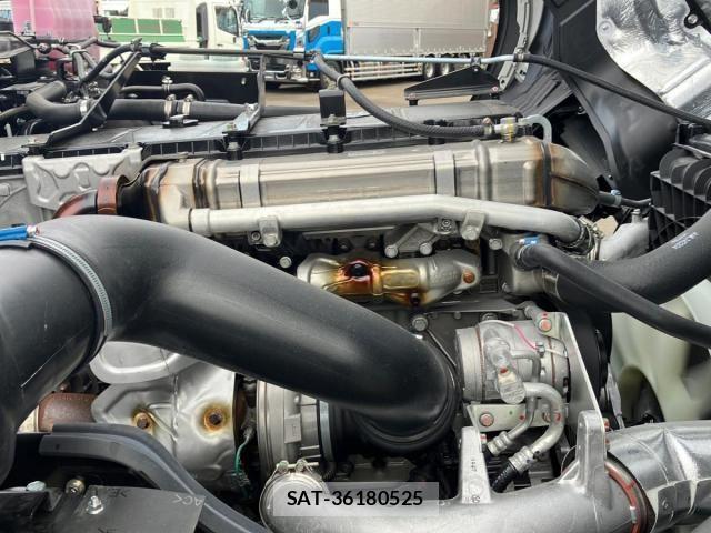 Mitsubishi GREAT 2026-05 8527584-17