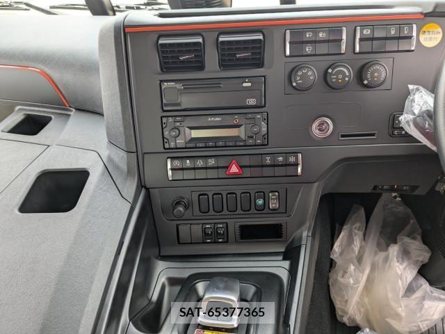 Mitsubishi GREAT 2026-04 8527563-12