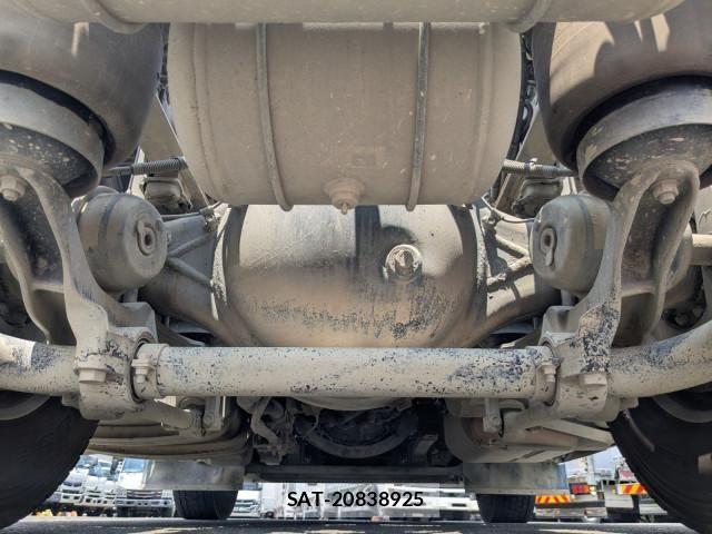 Mitsubishi GREAT 2021-06 8527593-19
