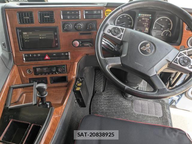 Mitsubishi GREAT 2021-06 8527593-24