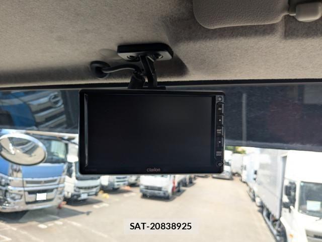 Mitsubishi GREAT 2021-06 8527593-26