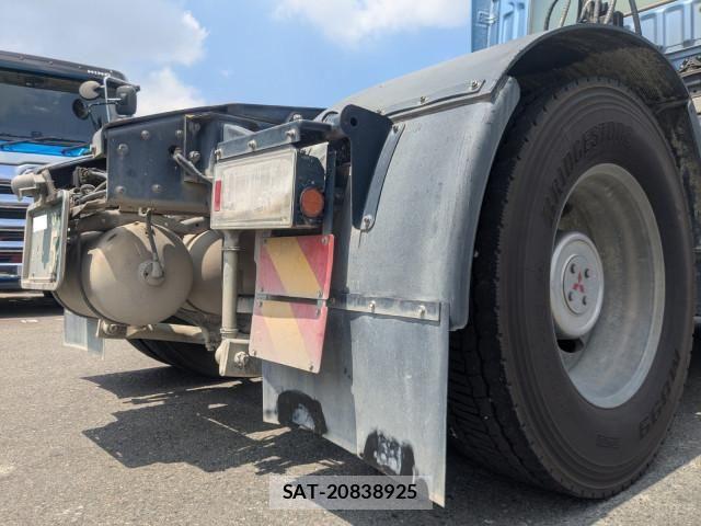 Mitsubishi GREAT 2021-06 8527593-6