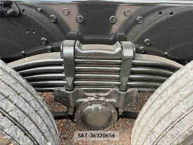 Mitsubishi GREAT 2026-05 8528566-25