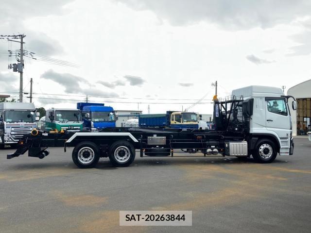 Mitsubishi GREAT 2026-05 8527577-5