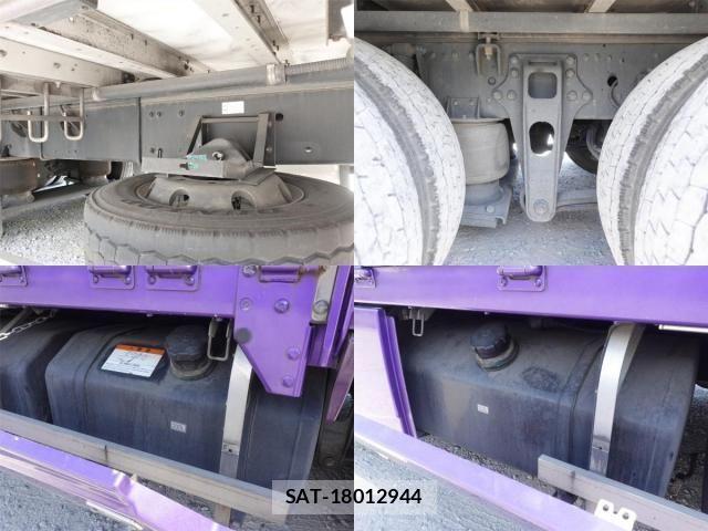 Mitsubishi GREAT 2018-03 8527604-17