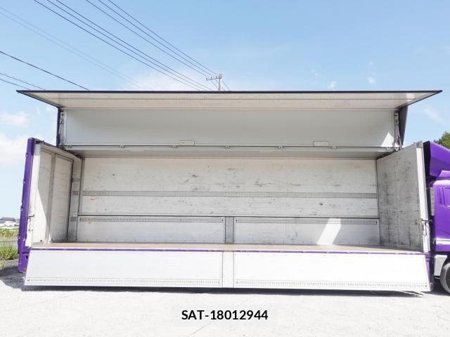 Mitsubishi GREAT 2018-03 8527604-8