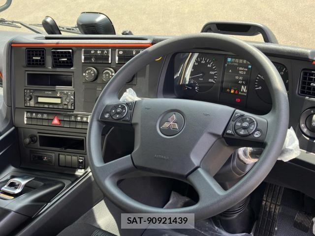 Mitsubishi GREAT 2026-04 8527579-23