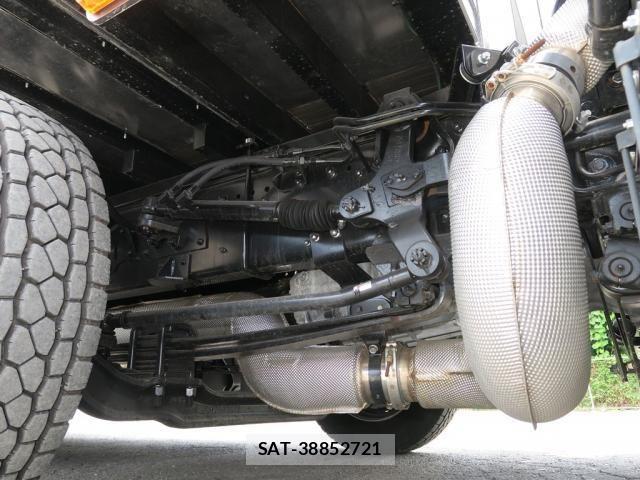 Mitsubishi GREAT 2025-06 8527585-17