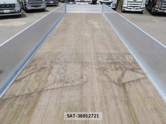 Mitsubishi GREAT 2025-06 8527585-8