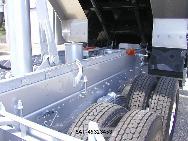 Mitsubishi GREAT 2026-05 8527575-11