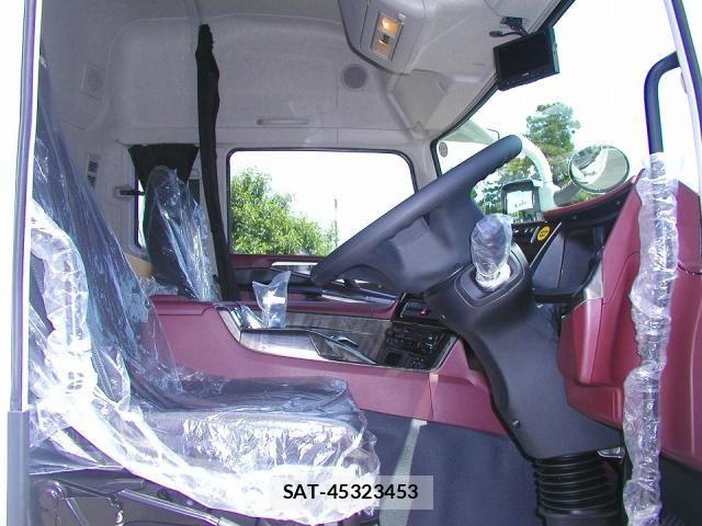 Mitsubishi GREAT 2026-05 8527575-22