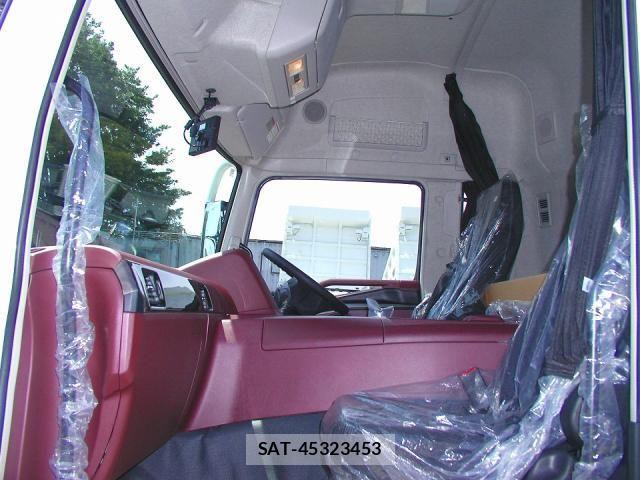 Mitsubishi GREAT 2026-05 8527575-23