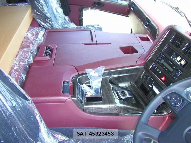 Mitsubishi GREAT 2026-05 8527575-24