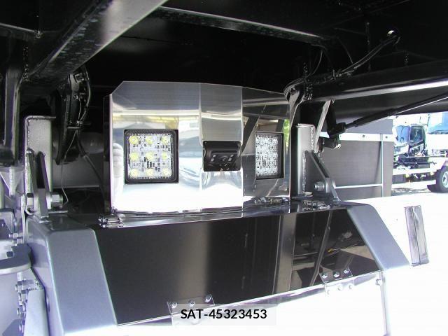 Mitsubishi GREAT 2026-05 8527575-29