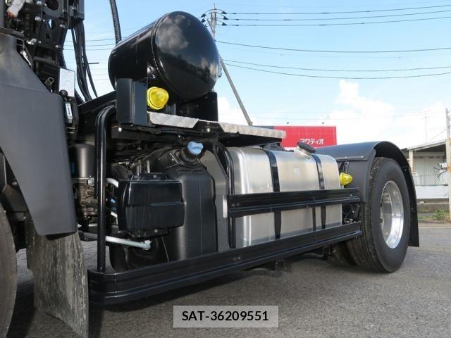 Mitsubishi GREAT 2026-05 8527588-7