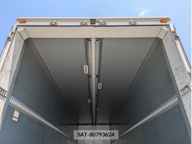 Mitsubishi GREAT 2012-06 8527602-10