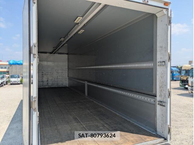 Mitsubishi GREAT 2012-06 8527602-15