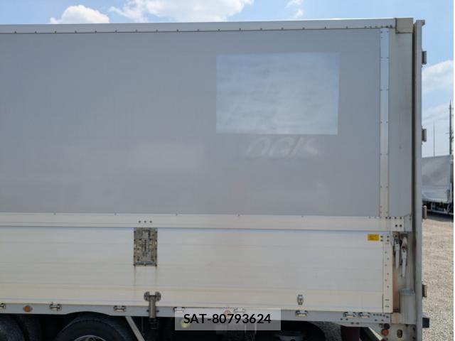 Mitsubishi GREAT 2012-06 8527602-18