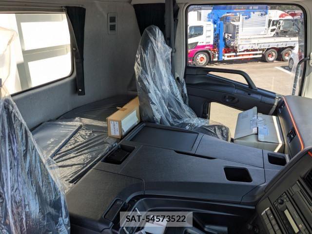 Mitsubishi GREAT 2026-04 8527570-5