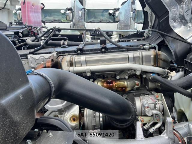 Mitsubishi GREAT 2026-04 8527581-17