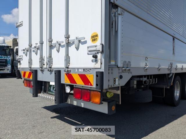 Mitsubishi GREAT 2018-02 8527599-5