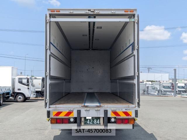 Mitsubishi GREAT 2018-02 8527599-7