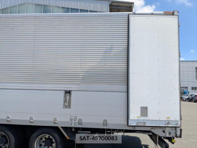 Mitsubishi GREAT 2018-02 8527599-8