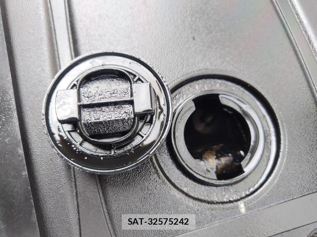 Mitsubishi GREAT 2018-03 8527598-11