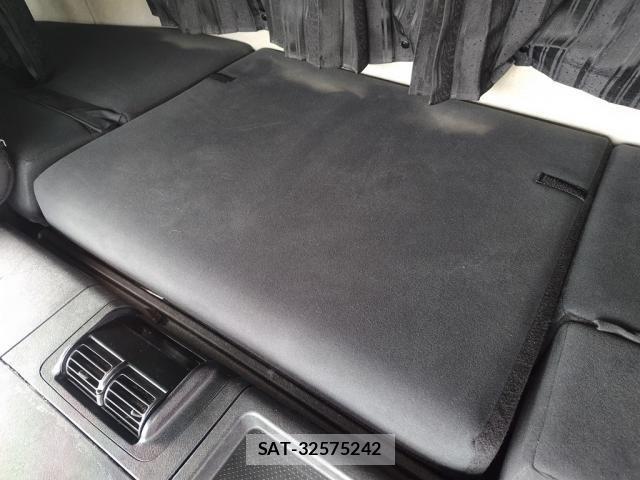 Mitsubishi GREAT 2018-03 8527598-23