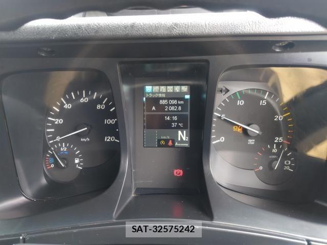 Mitsubishi GREAT 2018-03 8527598-29