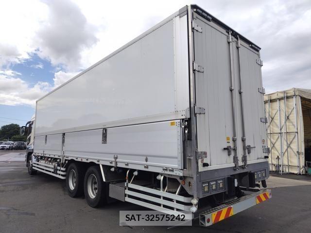 Mitsubishi GREAT 2018-03 8527598-3