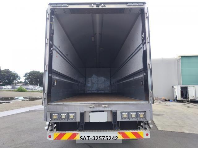 Mitsubishi GREAT 2018-03 8527598-5