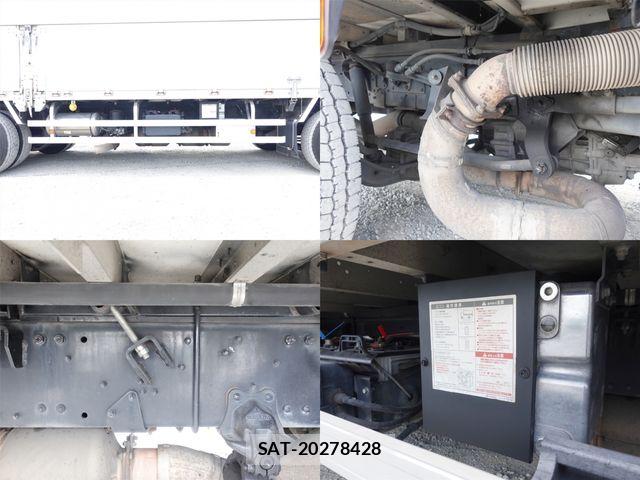 Mitsubishi GREAT 2015-11 8563702-17