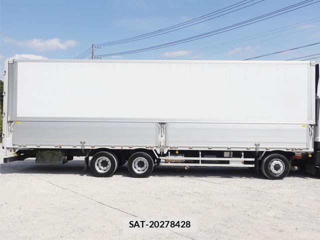 Mitsubishi GREAT 2015-11 8563702-3