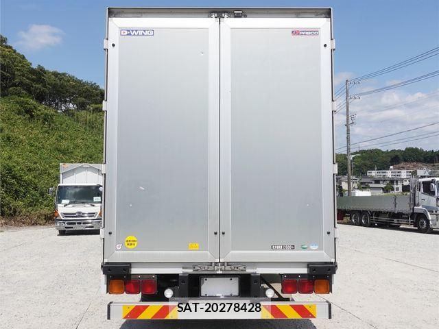 Mitsubishi GREAT 2015-11 8563702-5