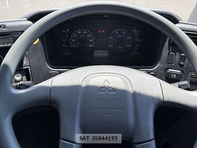 Mitsubishi GREAT 2012-09 8563699-10