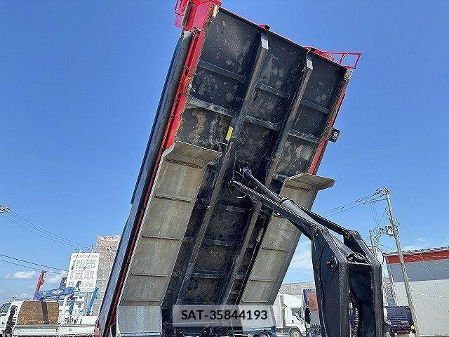 Mitsubishi GREAT 2012-09 8563699-7