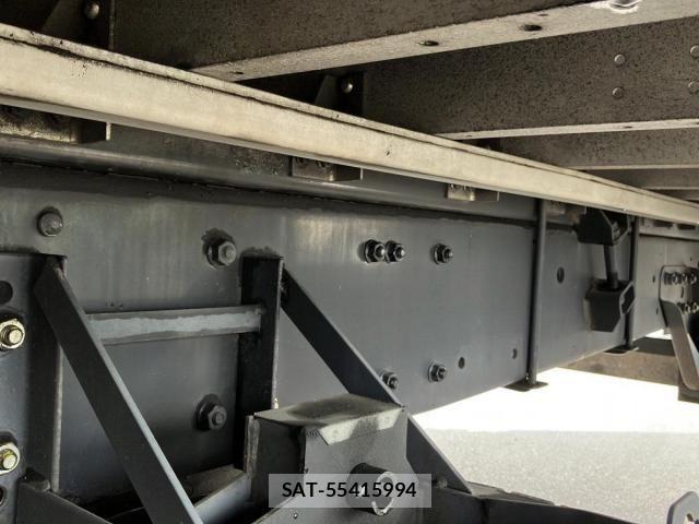 Mitsubishi GREAT 2016-05 8629167-12