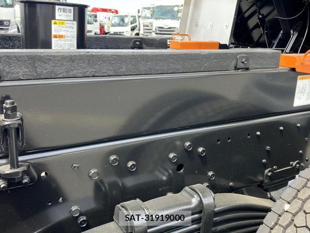 Mitsubishi GREAT 2026-06 8629155-13