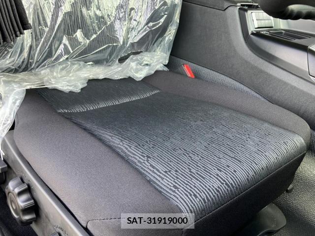 Mitsubishi GREAT 2026-06 8629155-18