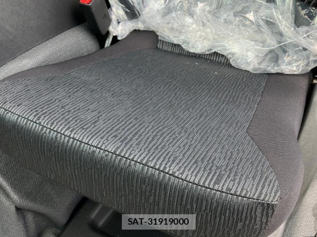 Mitsubishi GREAT 2026-06 8629155-19