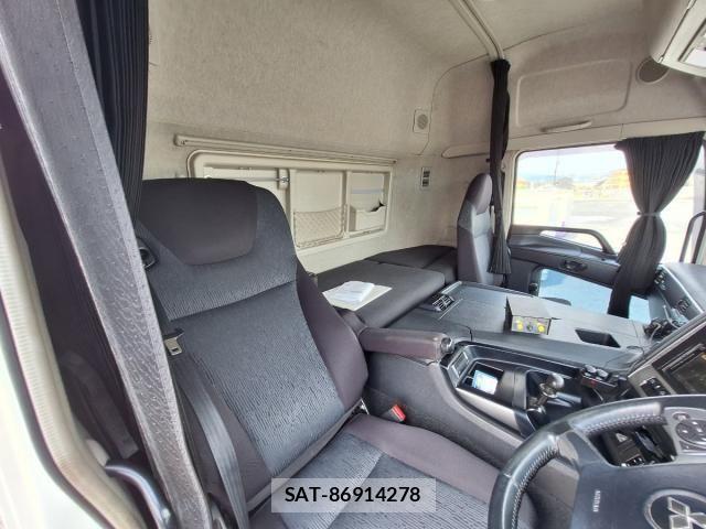 Mitsubishi GREAT 2020-01 8629162-12