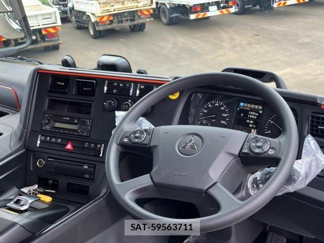 Mitsubishi GREAT 2025-12 8629157-20