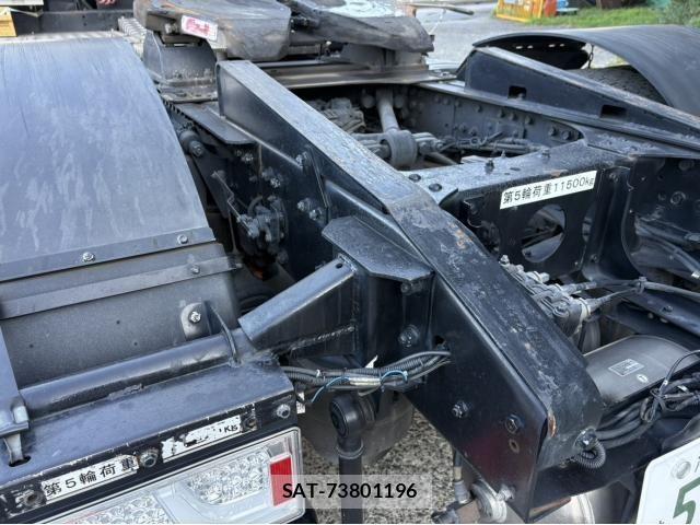 Mitsubishi GREAT 2018-11 8629166-9