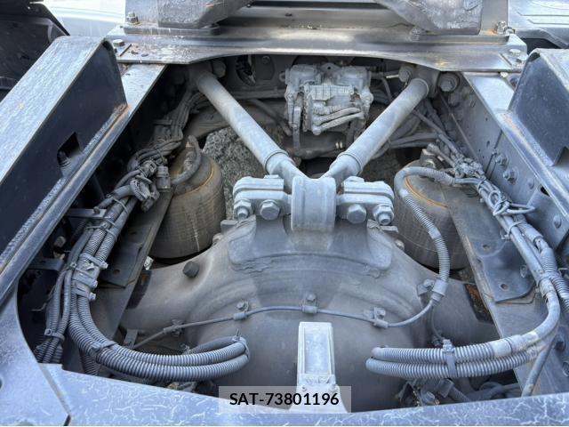 Mitsubishi GREAT 2018-11 8629166-11