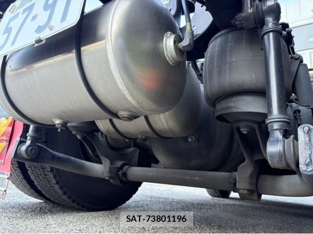 Mitsubishi GREAT 2018-11 8629166-19