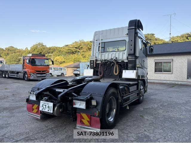 Mitsubishi GREAT 2018-11 8629166-3