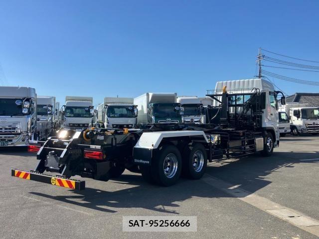 Mitsubishi GREAT 2026-05 8629152-2