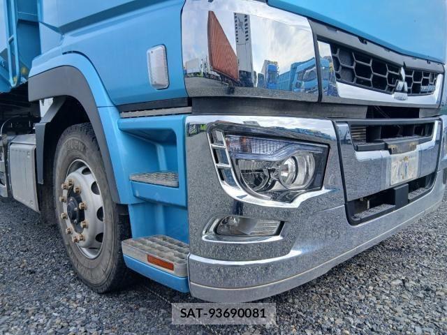 Mitsubishi GREAT 2023-01 8629158-17